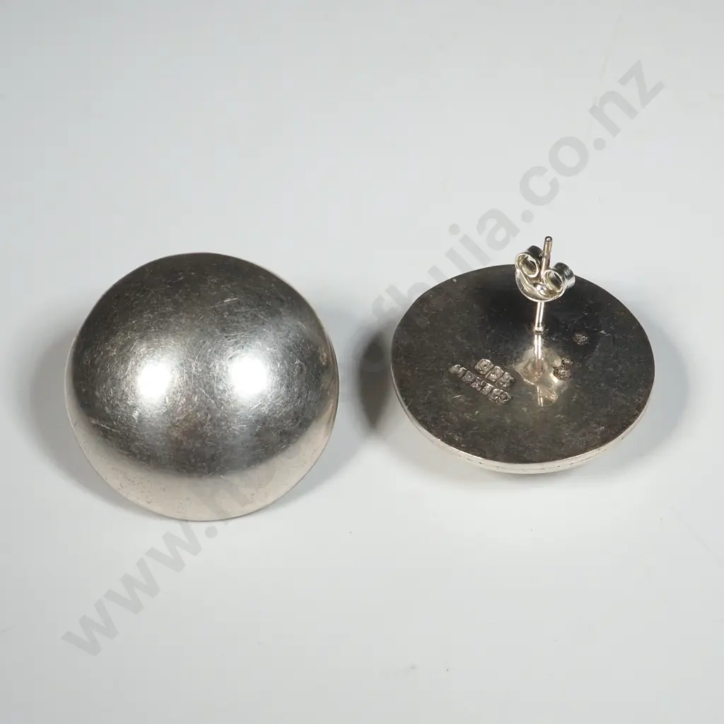 Pair Of Sterling Silver Dome Shaped  Earrings. Stamped Mexico 925 Image 1++