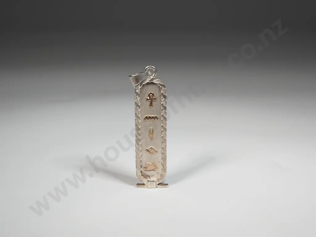 Sterling Silver Egyptian Pendent & Chain. Image 1++