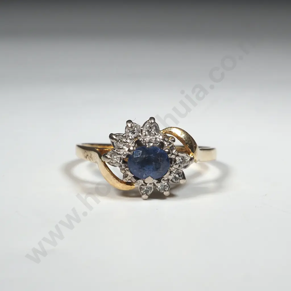 18ct Gold Diamond & Sapphire Ring Image 1++