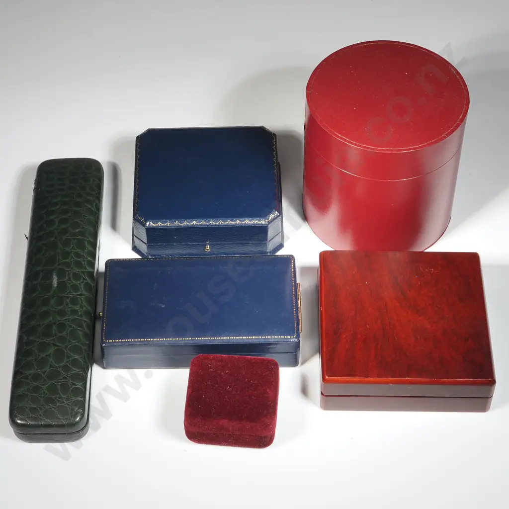 Assorted Lot of Modern Jewellery Boxes Image 1++