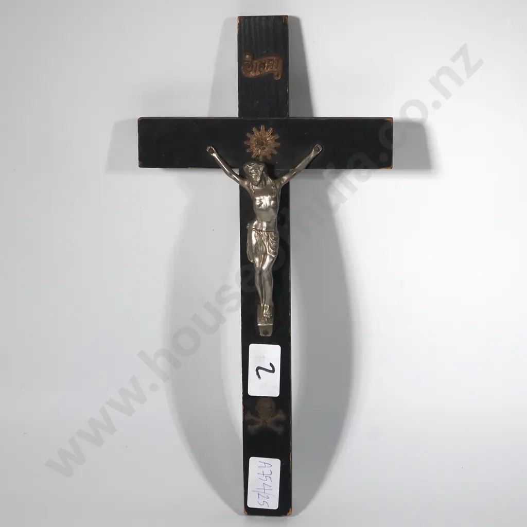 Wooden Crucifix. Image 1++