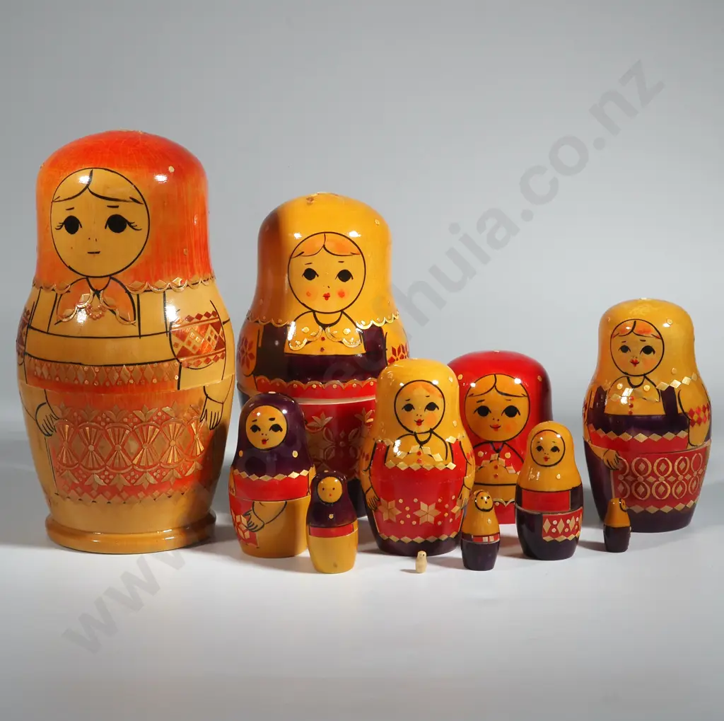 Set of Seven Matryoshka Russian Dolls. Image 1++