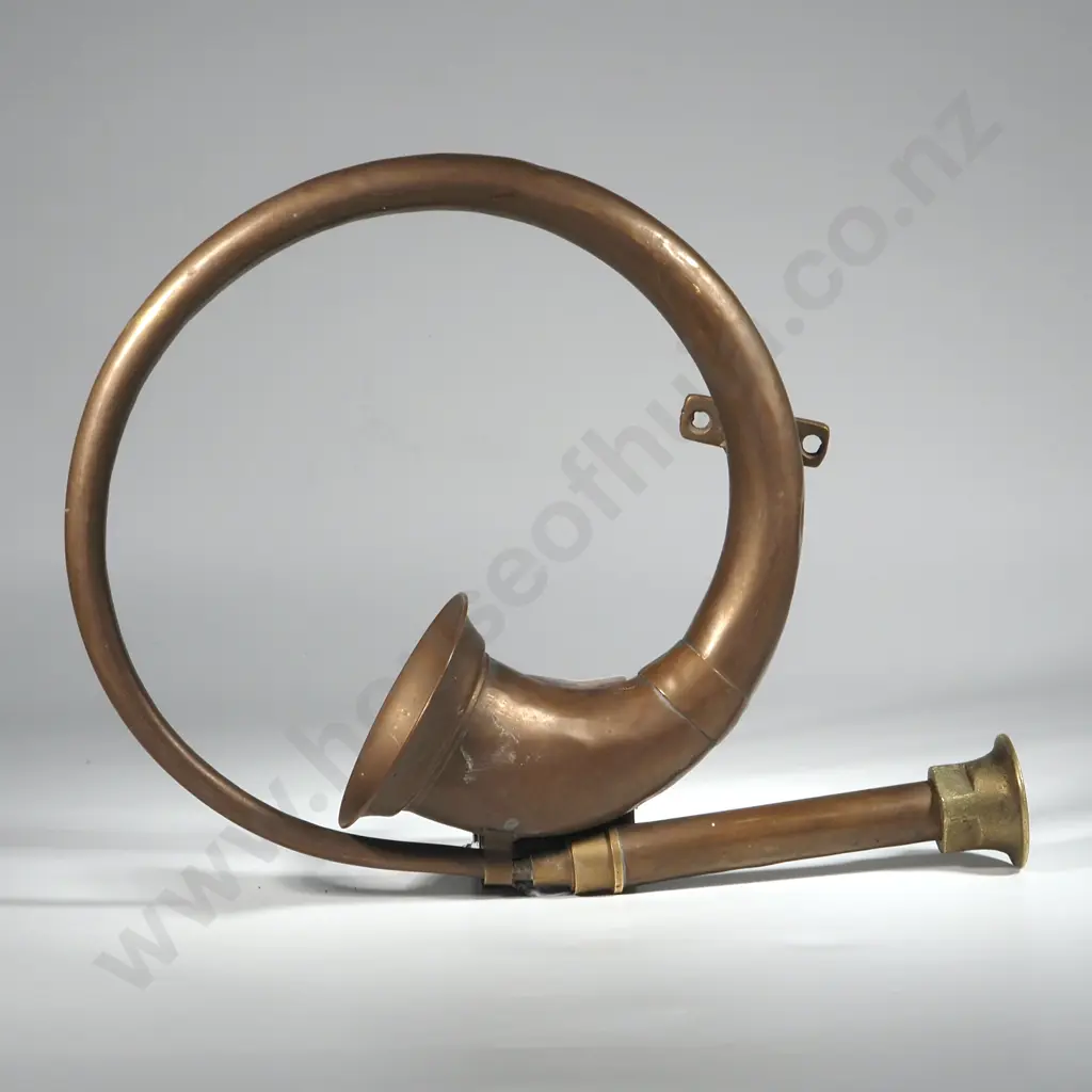 Brass Car Horn. Image 1++