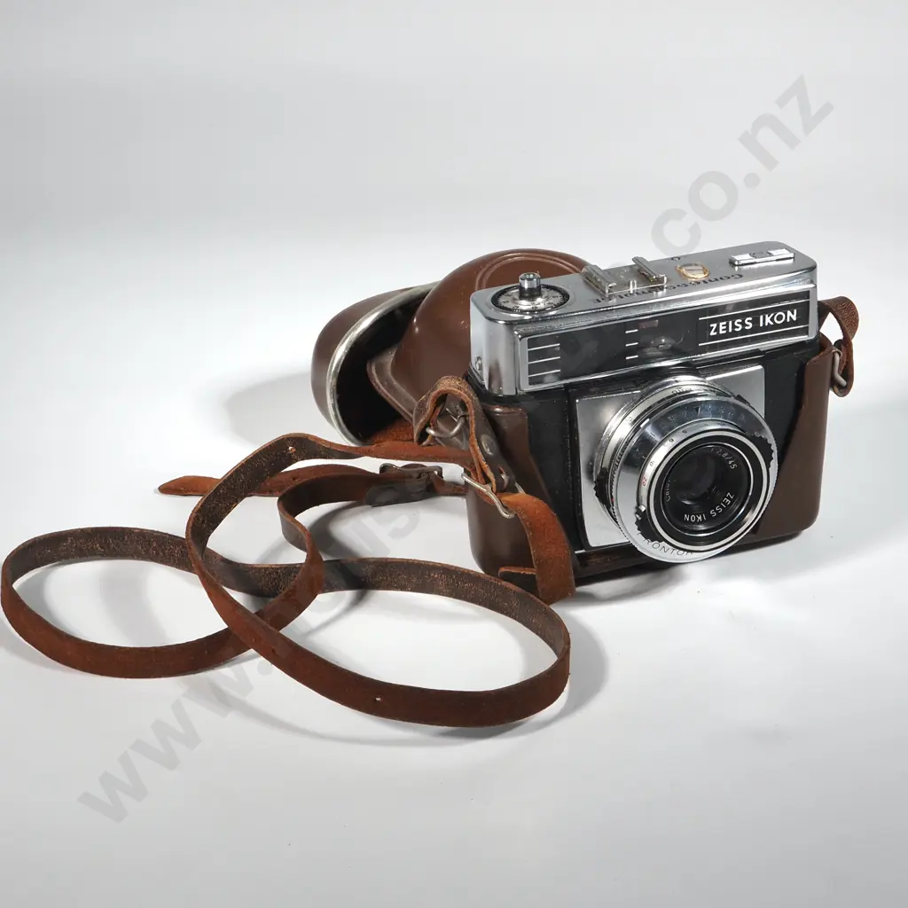 Zeiss Ikon Contessamat SE Camera in Leather Case. Image 1++