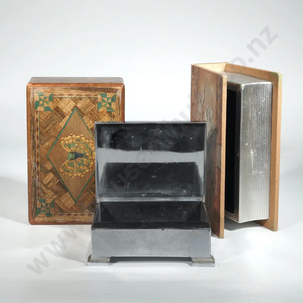 Four Vintage Boxes. Image 1++