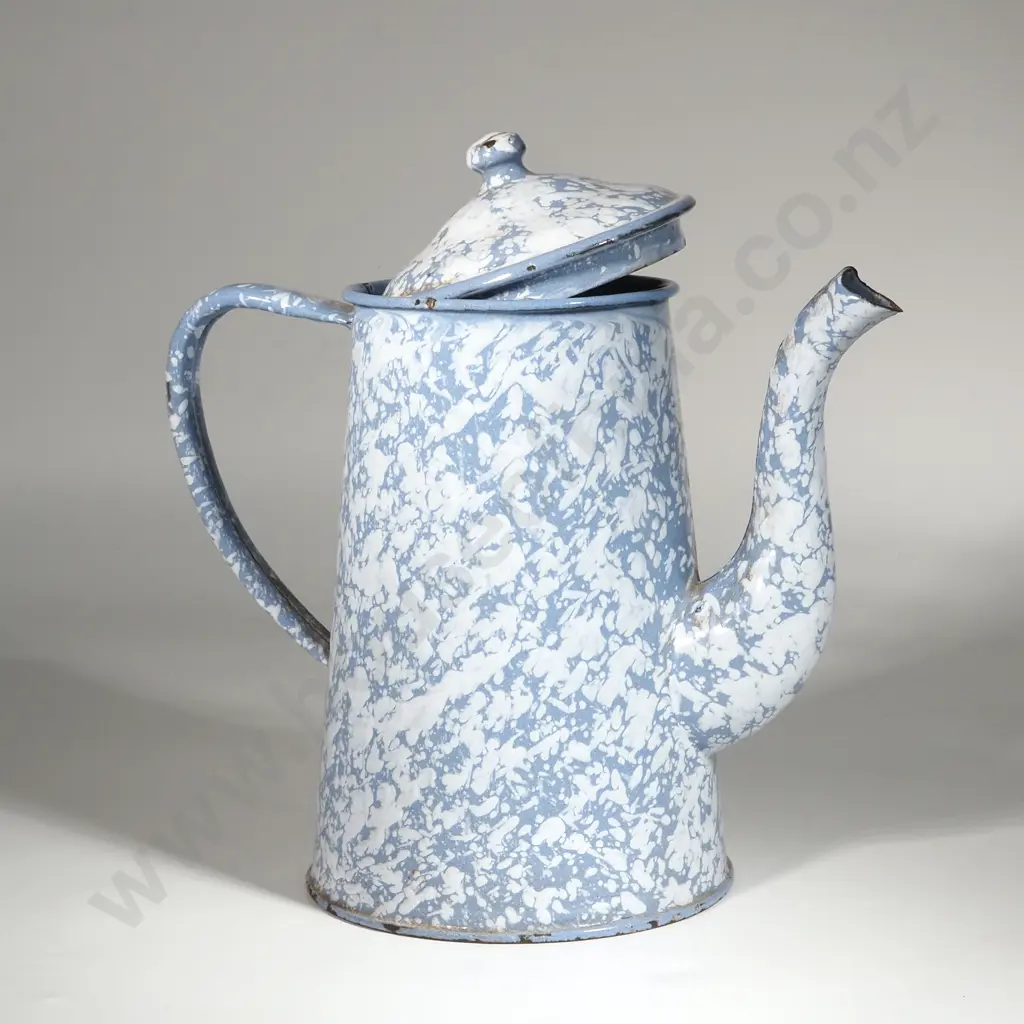 Vintage Speckled Blue Enamel Jug w Lid. Image 1++