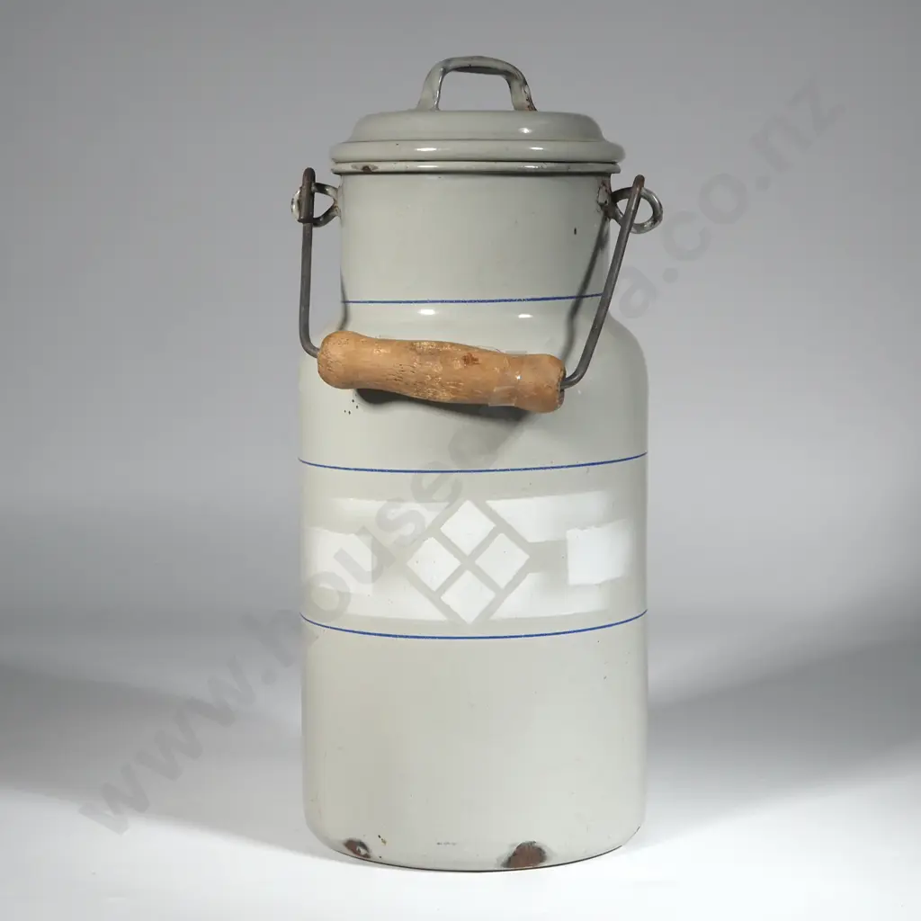 Grey Enamel Three Litre Jar w Lid & Handle. A/F Image 1++