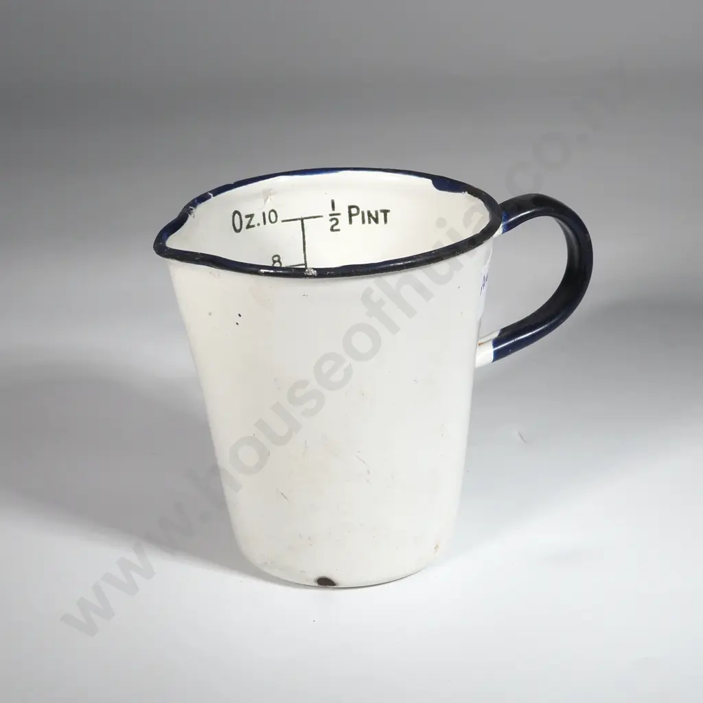 Vintage White Enamel 250ml Measuring Jug Image 1++