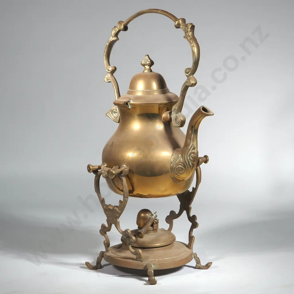 Indian Ceremonial Tea/Coffee Pot w Burner. Image 1++