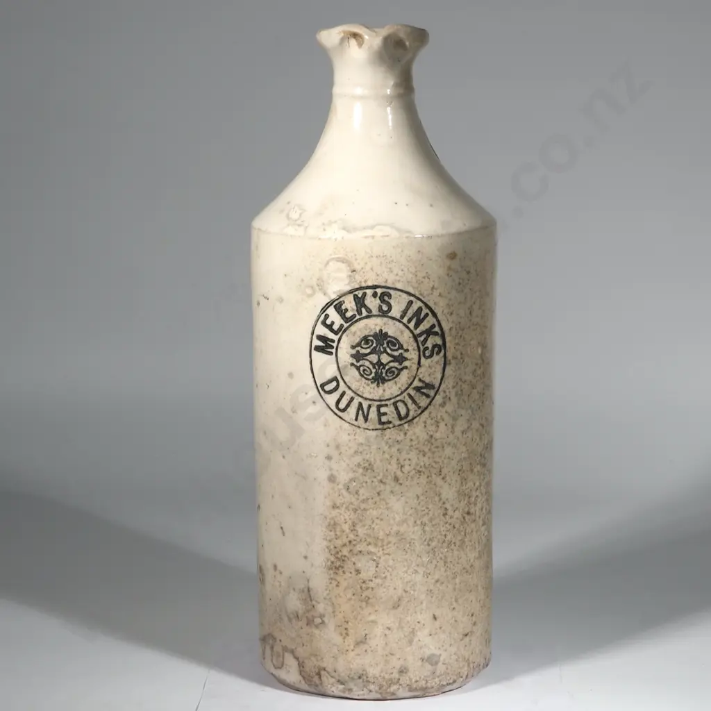 Grey Glazed Meek's "Inks" Dunedin Stoneware Jar w Pourer. Image 1++