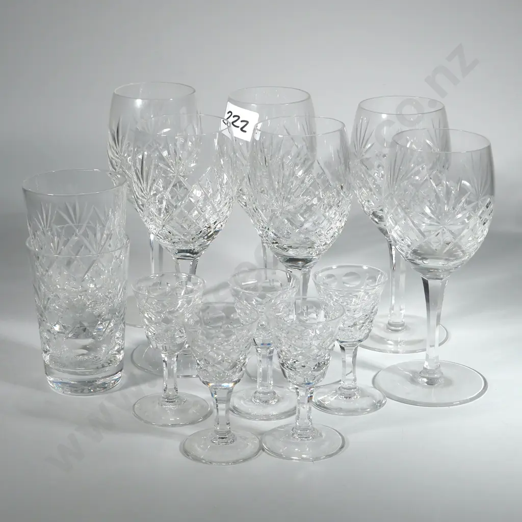 Assorted Lot of Crystal Glasses. Image 1++
