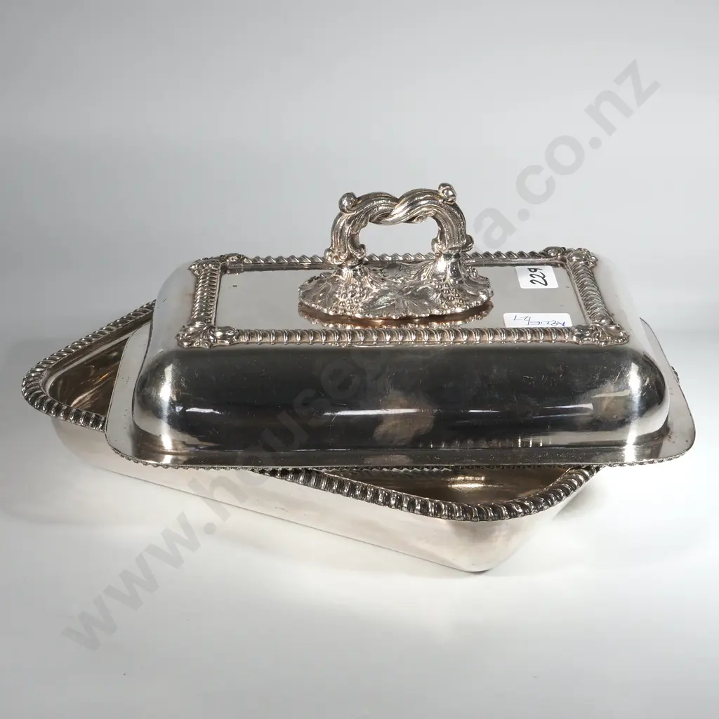 Ornate Rectangular EPNS  Entree Dish w Rope Edge & Detachable Lid. Image 1++