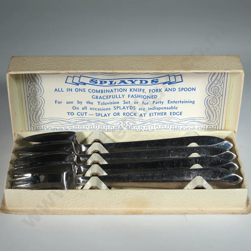 Cased Set of Four Retro "SPLAYDS" Knife/Spoon Utensils. Image 1++