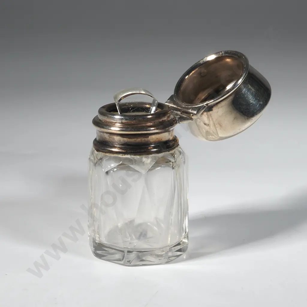 Miniature Sterling Silver Perfume Bottle with Original Stopper. Birm 1898 Image 1++