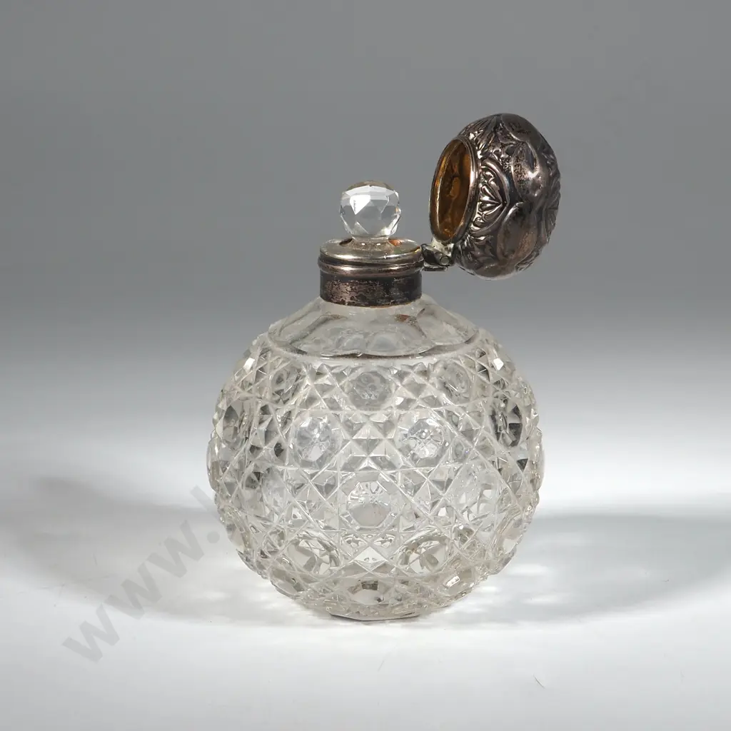 Sterling Silver Perfume Bottle w Hobnail Glass Top & Embossed Hinged Lid. Image 1++