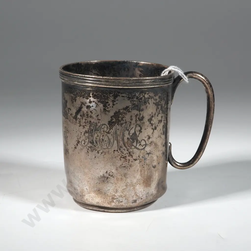 Sterling Silver Straight-Sided Christening Mug. Image 1++