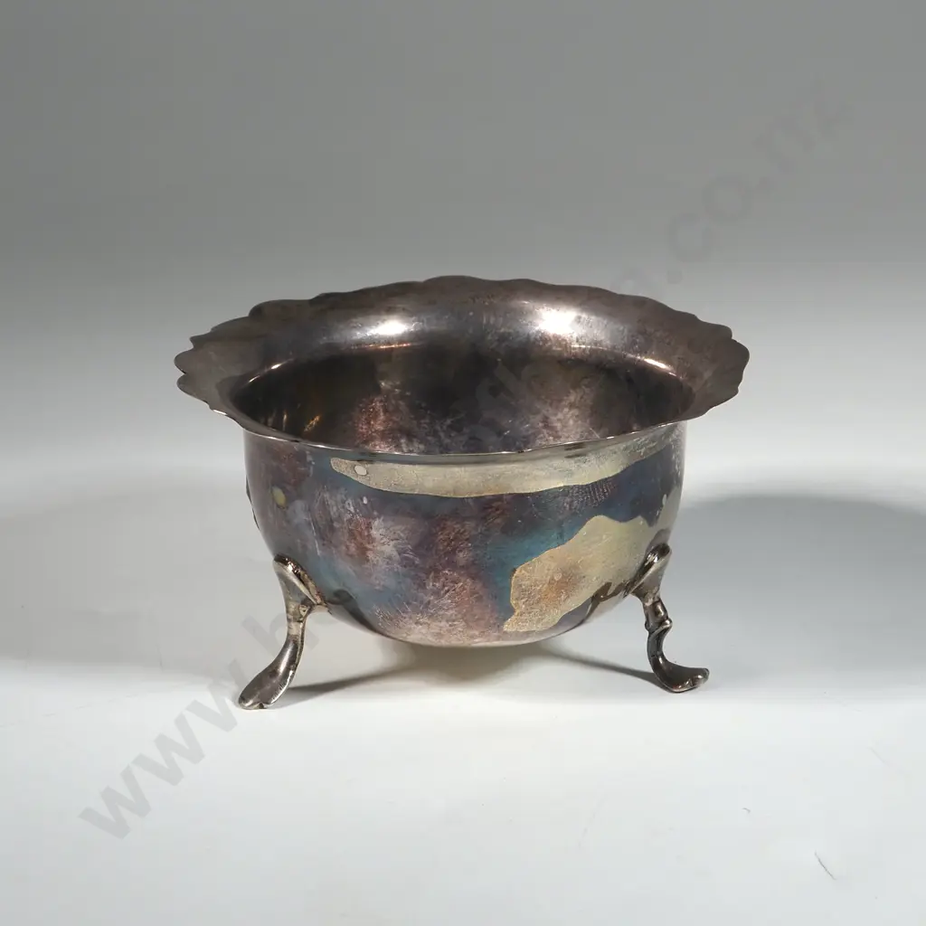 Sterling Silver Sugar Bowl With Fluted Rim.  Image 1++