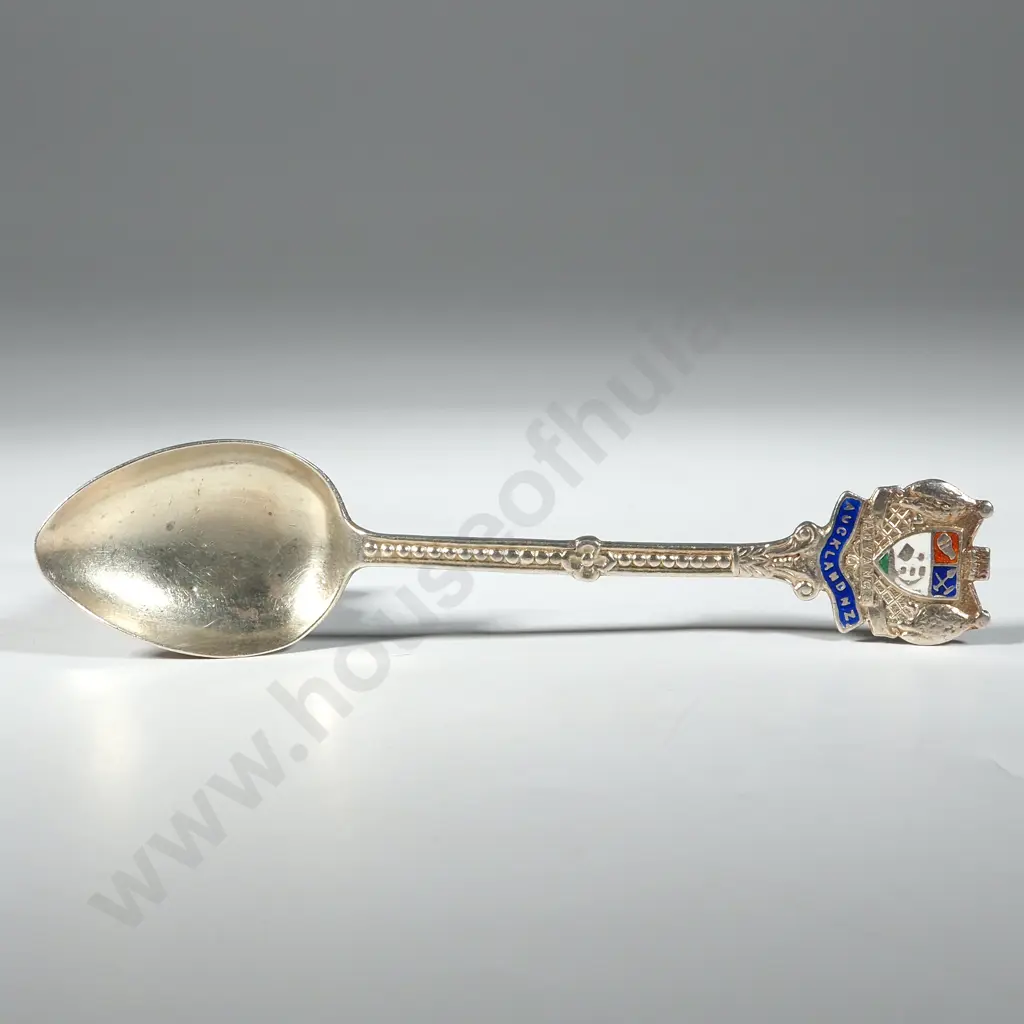 Sterling Silver Auckland Commemorative Tea Spoon. Image 1++