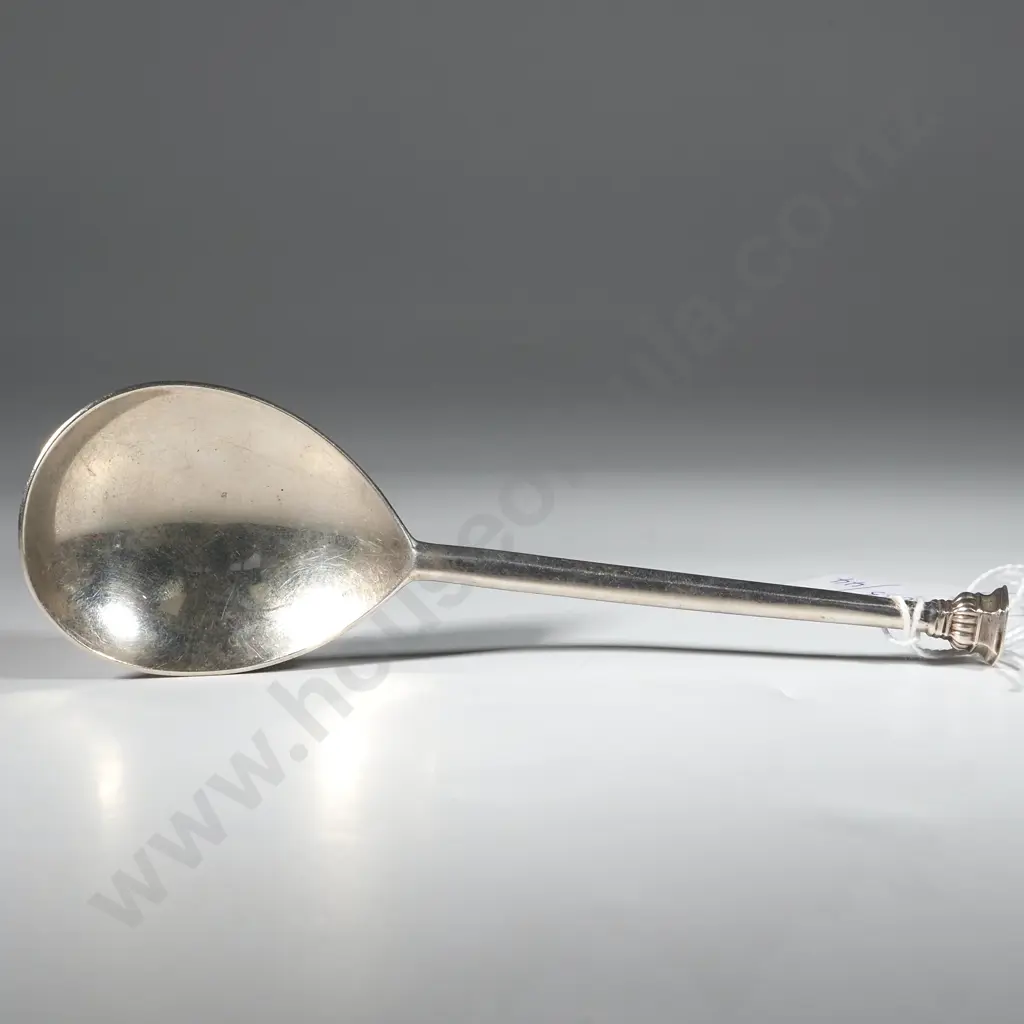 English Sterling Silver Seal-Top Spoon in Elizabethan Style. Image 1++