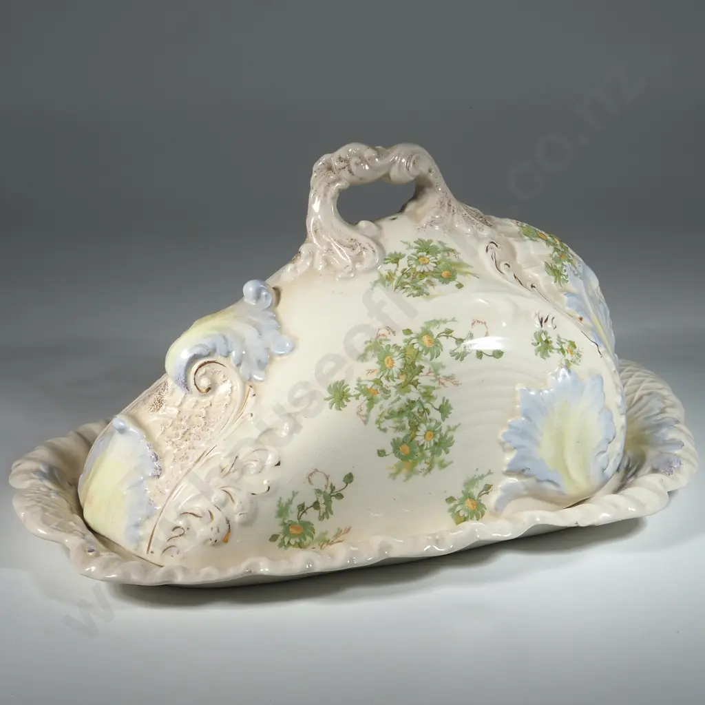 Decorative China Cheese Dish w Cover. Image 1++