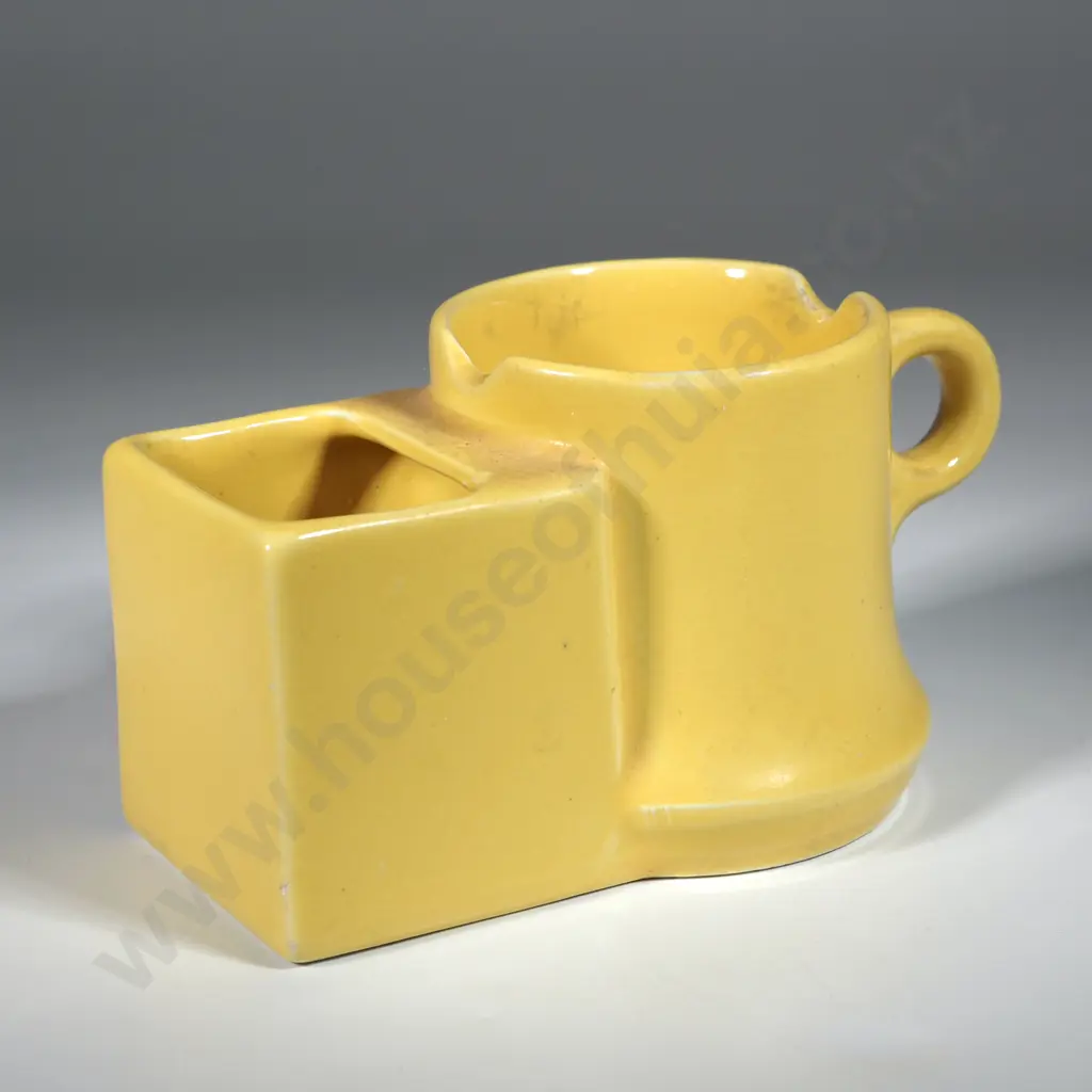 Sylvac Porcelain Shaving Mug. Image 1++