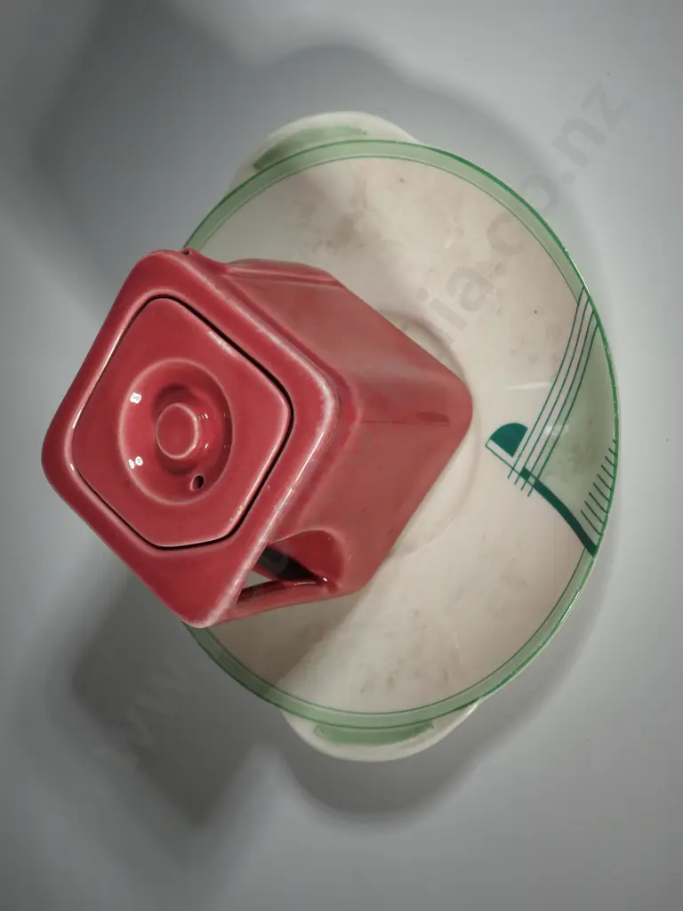 Art Deco Royal Doulton "Savona" Cake Plate, & a Pink Tunstall Ware Cube Teapot. Image 1++