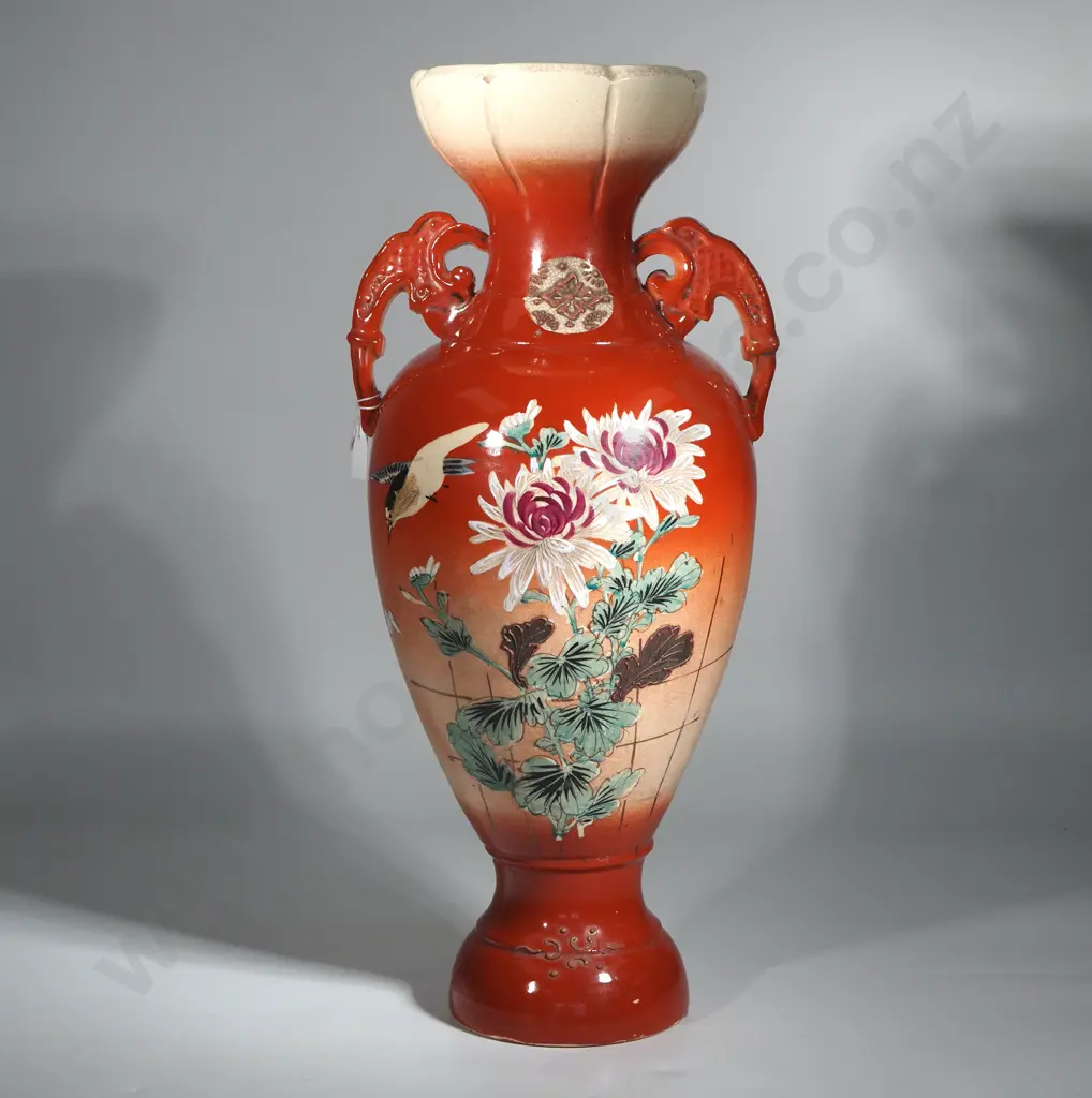 Large Vintage Japanese Satsuma/Dragonware Vase in Orange Tones. Image 1++