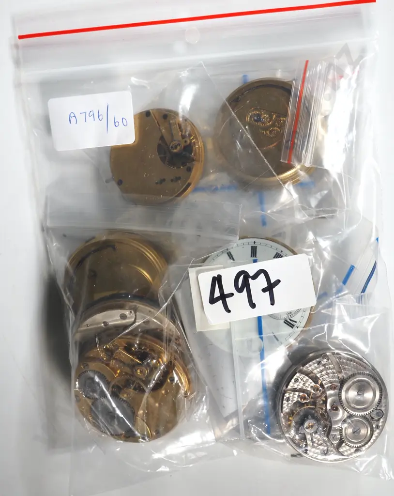 Assorted Lot of Pocket Watch Movements. Image 1++