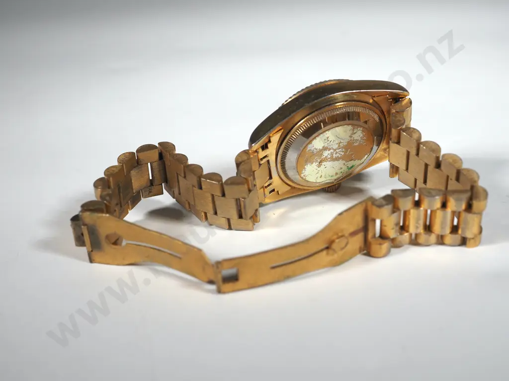 Replica Rolex Oyster Perpetual Day-Date Men's Wristwatch.  Image 1++