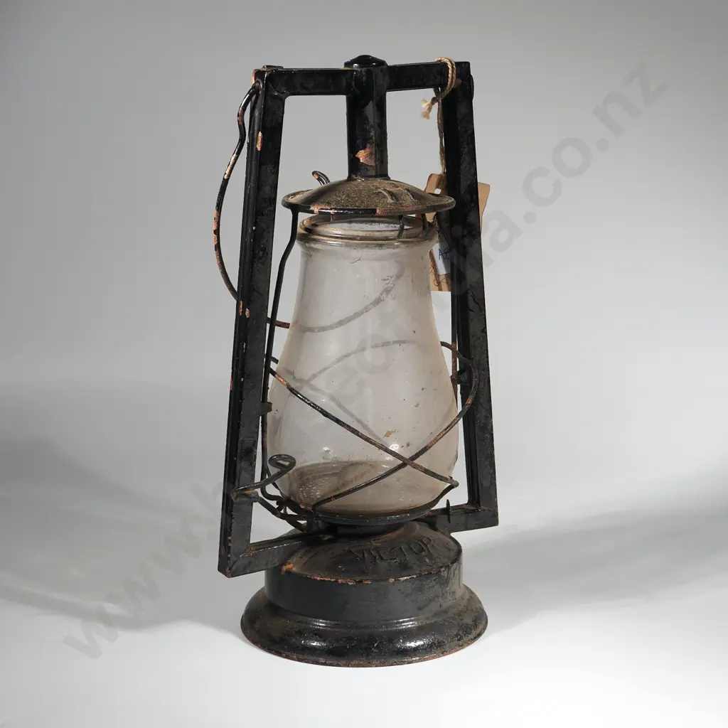 Antique DIETZ Storm Lantern, USA. Image 1++