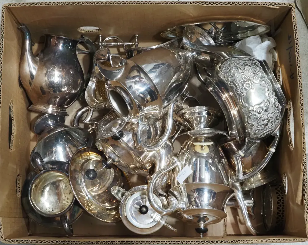 Quantity of Silver Plate to Include Two Tea Sets, Gravy Boat, Small Trays, Ladle & Small Bowl  Image 1++