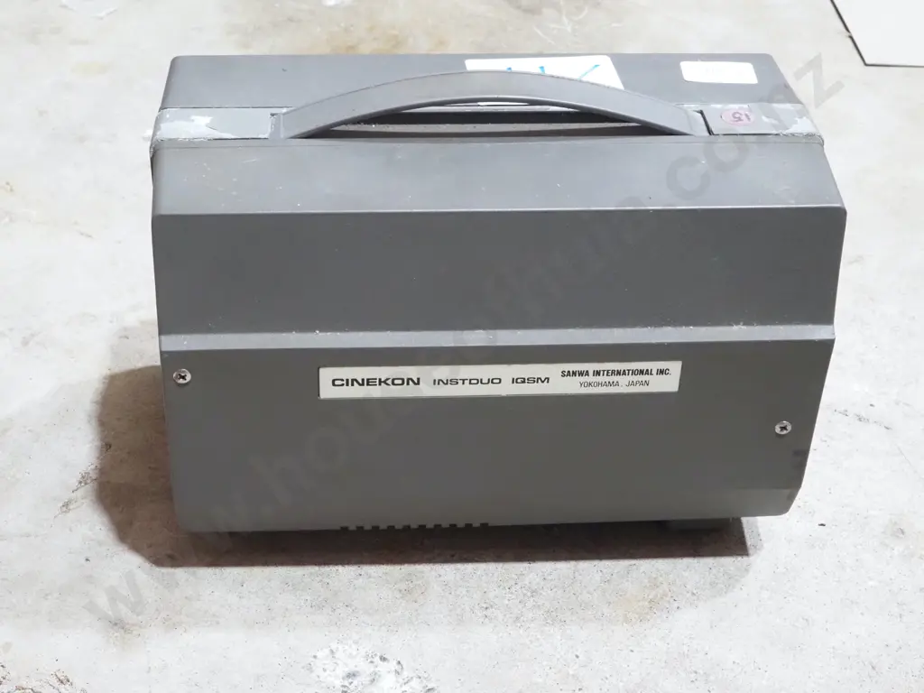 1970s Vintage Cinekon Instduo IQSM  S80 8mm Movie Projector Image 1++